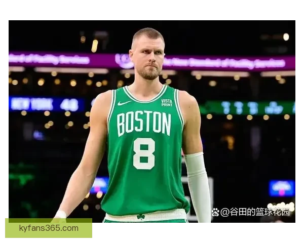 勇士伤兵潮波尔津吉斯罚球时替补席仅剩两人七人缺阵成焦点